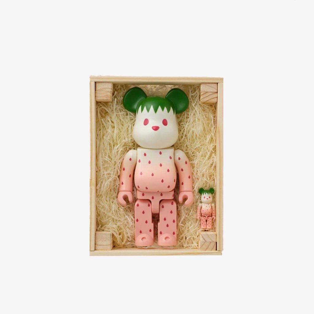 Bearbrick x Clot Snow Strawberry 100%/400% with a box
