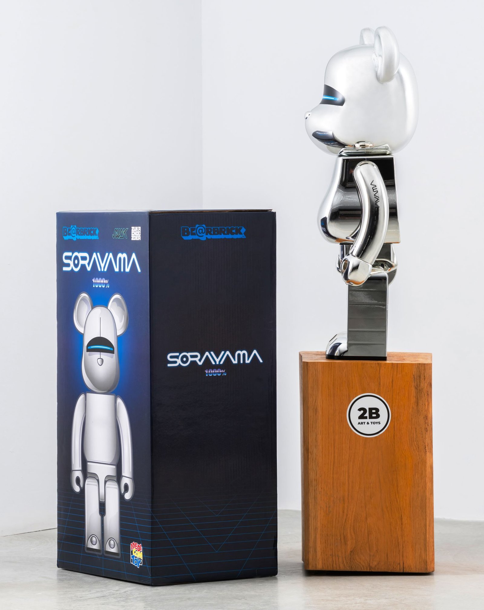 Bearbrick 1000% Bearbrick Sorayama Sexy Robot (Silver) | 2B Art